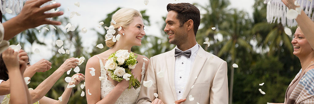 2025/01/wedding-couple-s.jpg